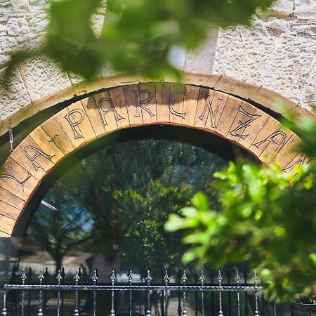 Casa Romantica La Parenzana Acomodação com café da manhã Buje Exterior foto