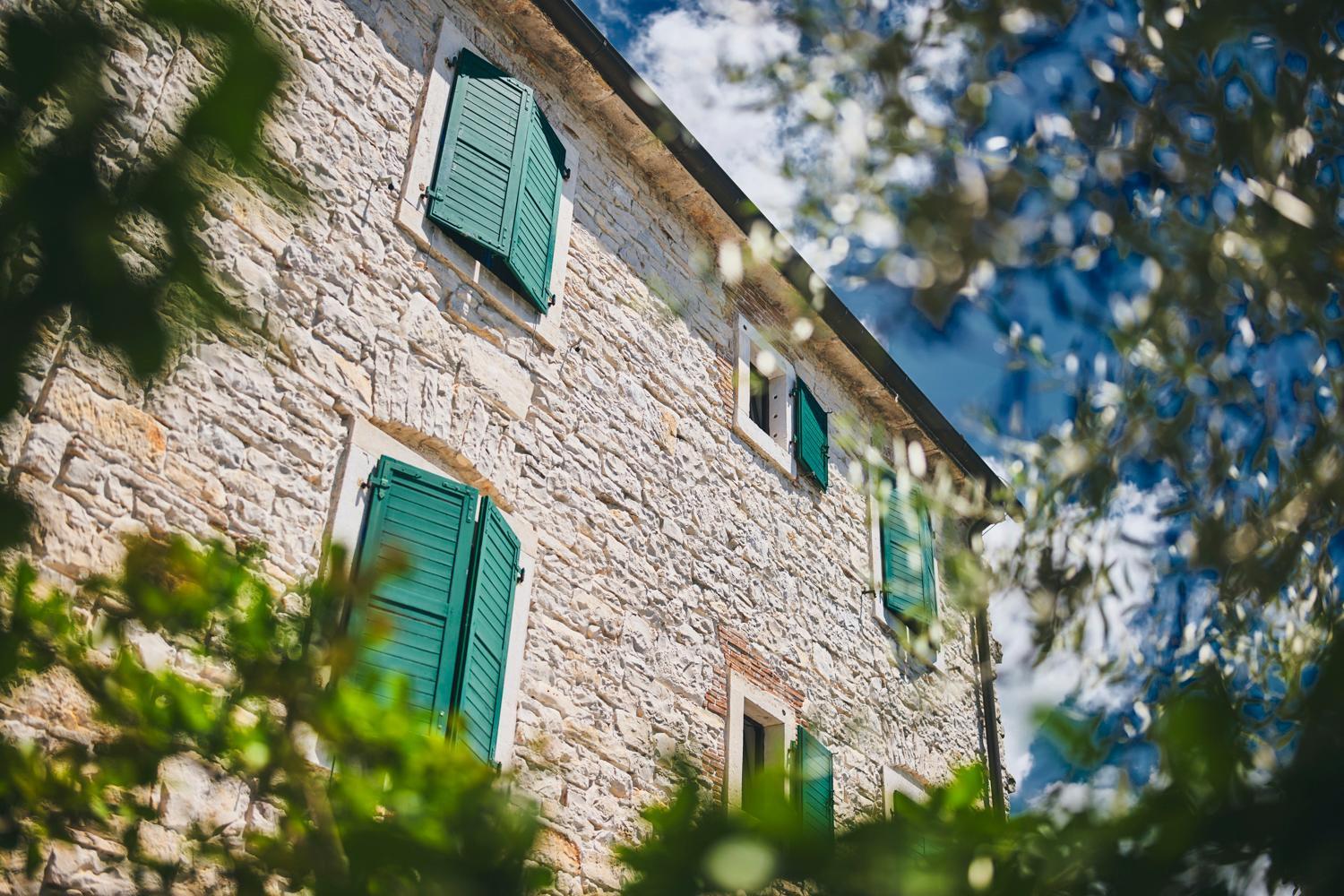 Casa Romantica La Parenzana Acomodação com café da manhã Buje Exterior foto